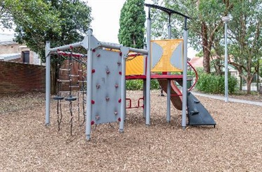 Climbing equipment