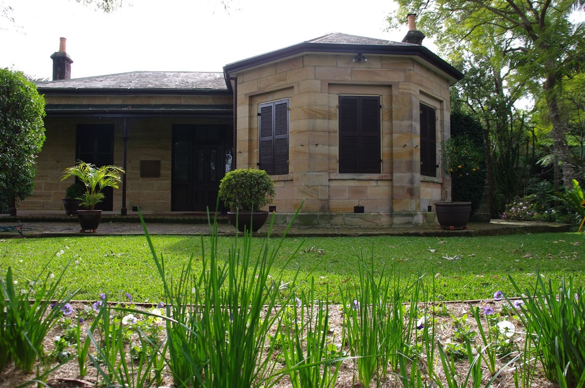 Carisbrook House & Gardens