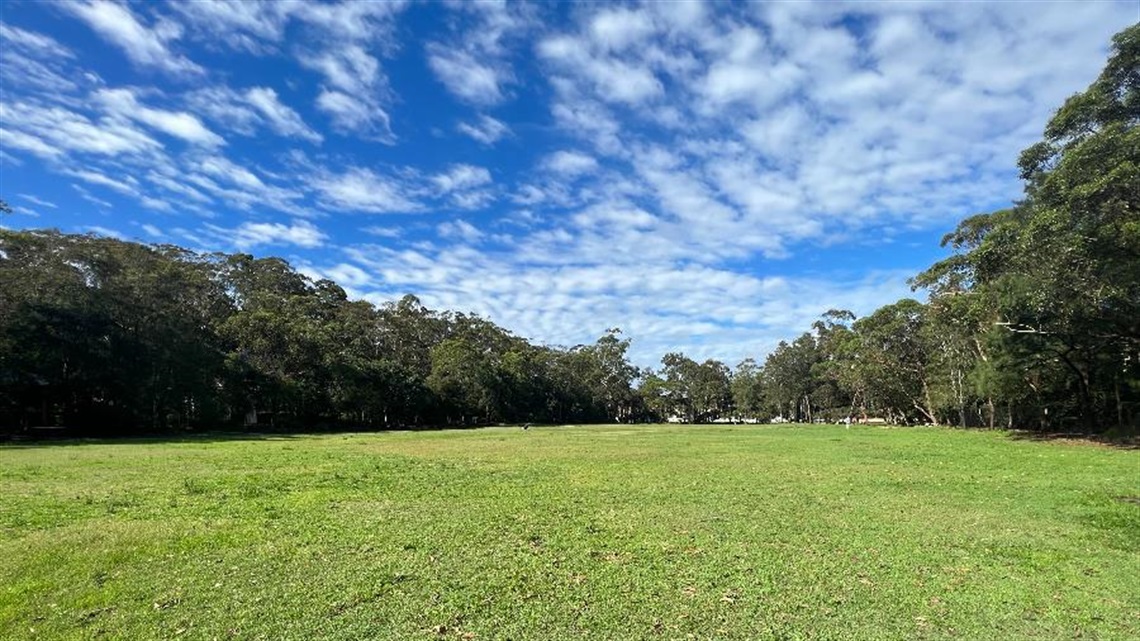Burns Bay Reserve Sports field
